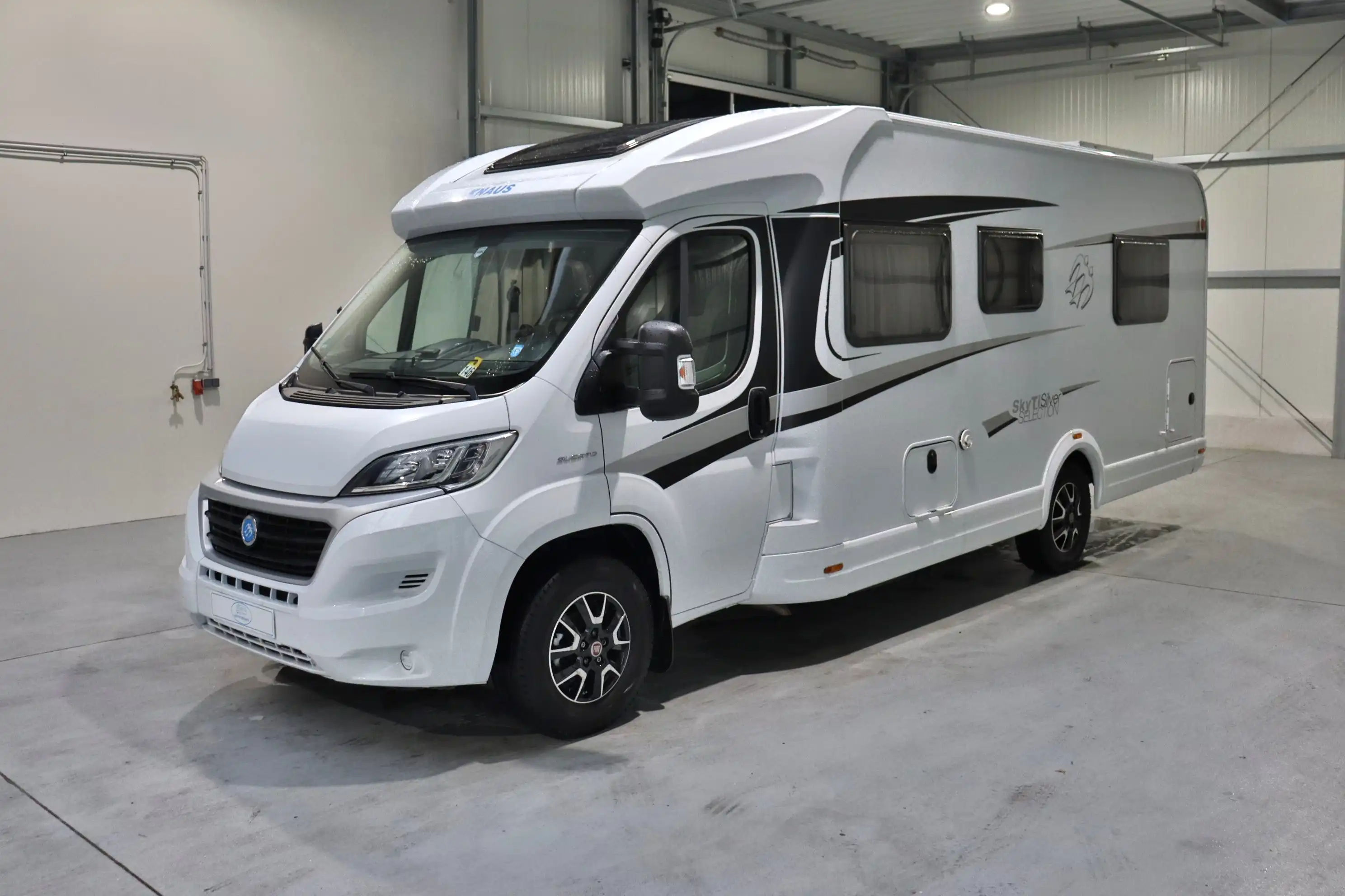 KNAUS Sky TI 700 MX Silver Selection